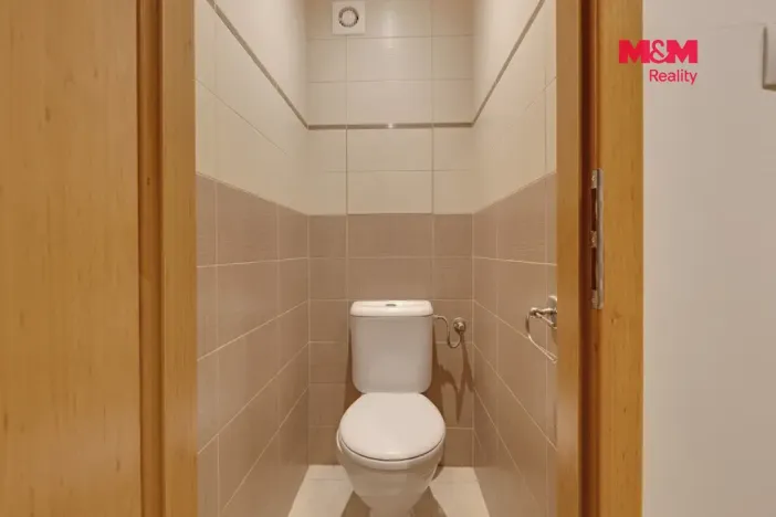 Prodej bytu 1+kk, Kladno - Kročehlavy, Litevská, 27 m2