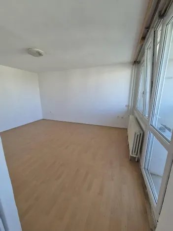 Pronájem bytu 1+kk, Pardubice, Gagarinova, 34 m2