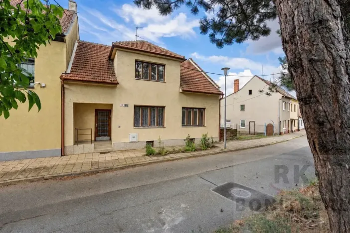 Prodej rodinného domu, Brno, Podhrázní, 220 m2