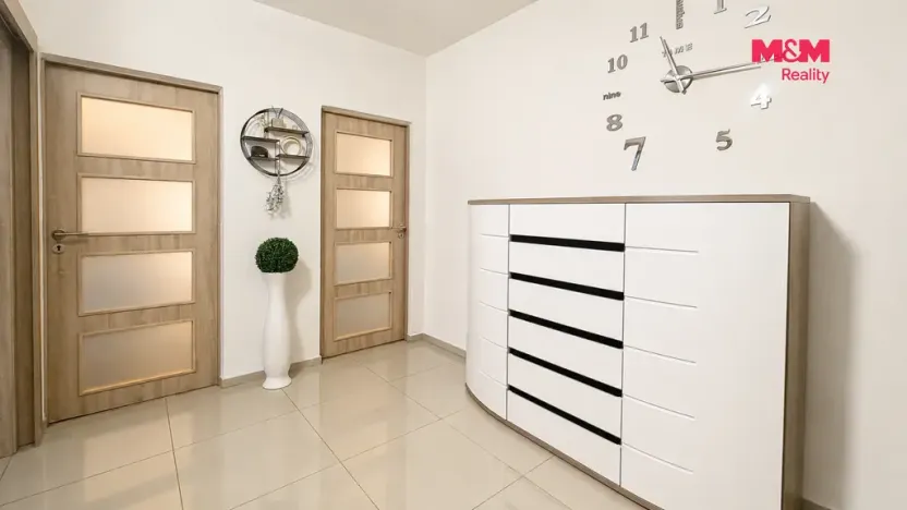 Prodej bytu 2+1, Holoubkov, 65 m2