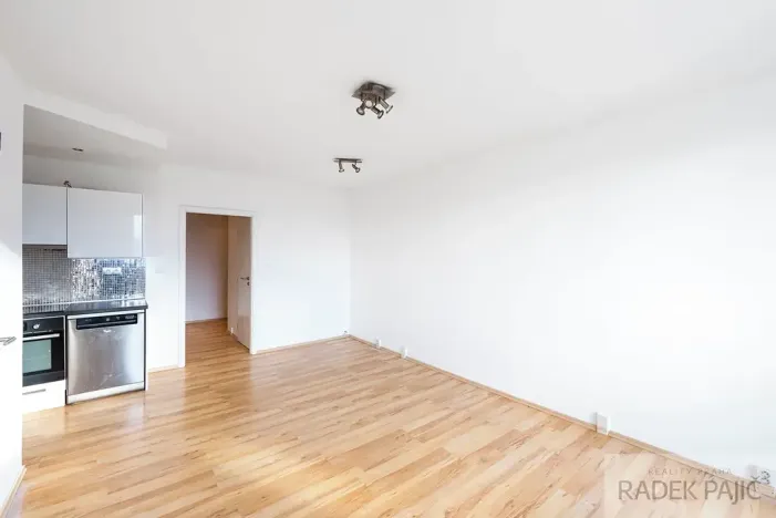 Prodej bytu 1+1, Praha - Háje, Kosmická, 48 m2