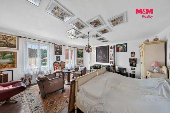 Prodej rodinného domu, Uzeničky - Černívsko, 163 m2