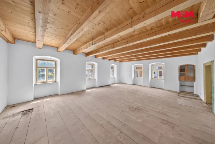 Prodej rodinného domu, Uzeničky - Černívsko, 163 m2