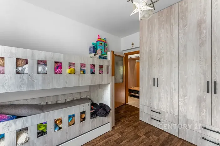 Prodej bytu 2+kk, Praha - Újezd nad Lesy, Velebného, 56 m2
