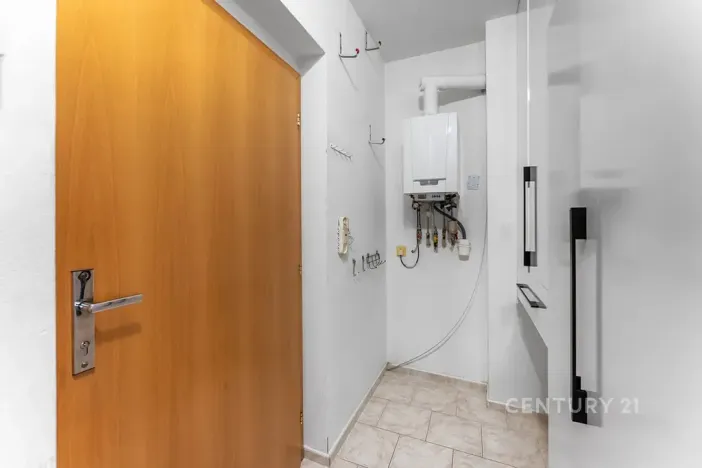 Prodej bytu 2+kk, Praha - Újezd nad Lesy, Velebného, 56 m2