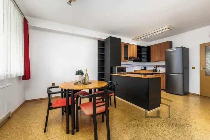 Pronájem bytu 3+kk, Praha - Černý Most, náměstí Plukovníka Vlčka, 86 m2
