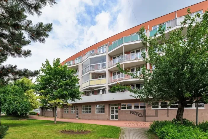 Pronájem bytu 3+kk, Praha - Černý Most, náměstí Plukovníka Vlčka, 86 m2