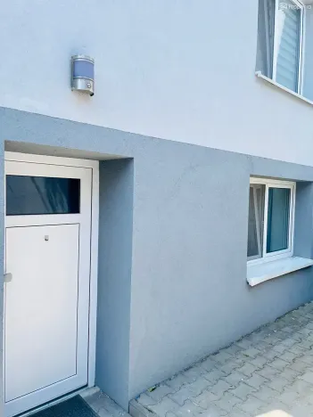 Pronájem bytu 1+kk, Modřice, Brněnská, 35 m2