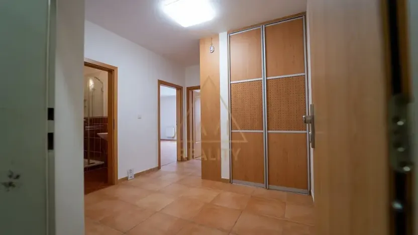 Prodej bytu 2+kk, Praha - Čakovice, Rýnská, 60 m2