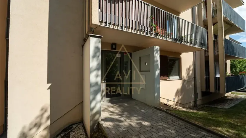 Prodej bytu 2+kk, Praha - Čakovice, Rýnská, 60 m2
