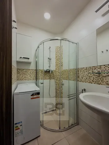 Prodej bytu 2+1, Praha - Smíchov, Na Březince, 81 m2