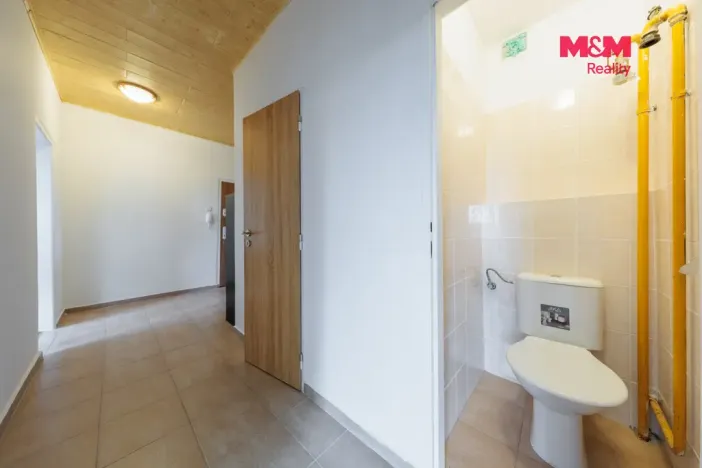 Prodej bytu 2+1, Nová Role, Tovární, 55 m2