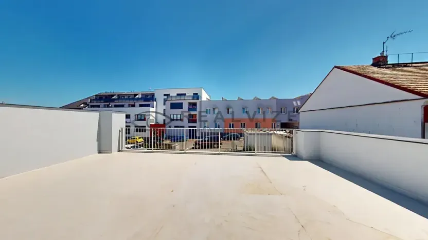 Prodej vícegeneračního domu, České Budějovice, J. Dobrovského, 830 m2
