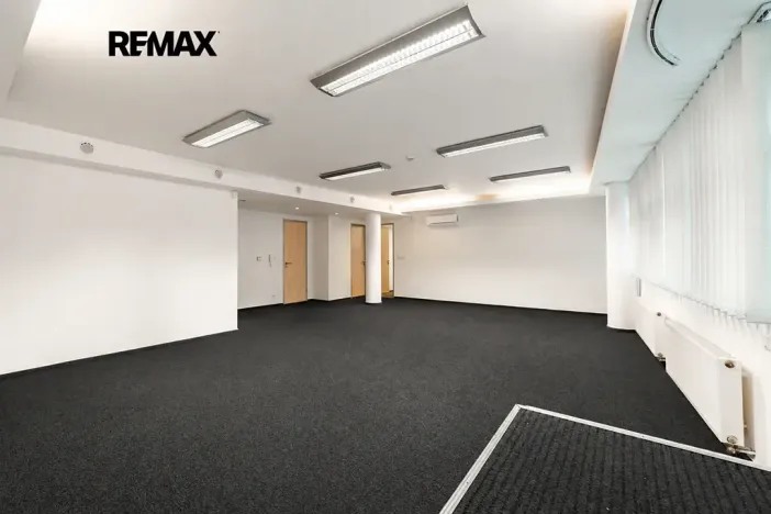 Pronájem kanceláře, Praha - Smíchov, Kováků, 103 m2
