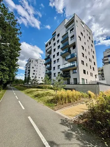 Pronájem bytu 2+kk, Praha - Vysočany, Pod Harfou, 53 m2