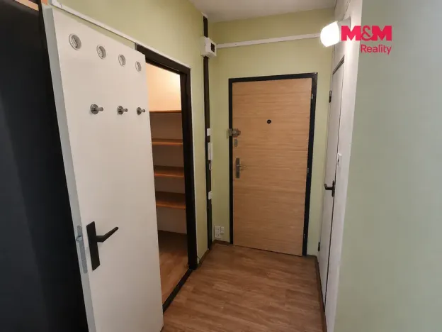 Pronájem bytu 1+1, Ústí nad Labem - Severní Terasa, Kmochova, 44 m2