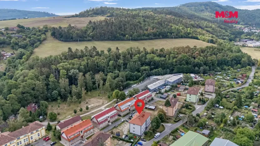 Prodej bytu 2+1, Králův Dvůr - Karlova Huť, Na Louce, 68 m2
