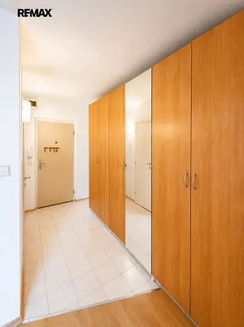 Pronájem bytu 2+kk, Kladno, Italská, 40 m2