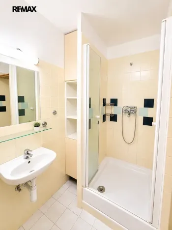 Pronájem bytu 2+kk, Kladno, Italská, 40 m2
