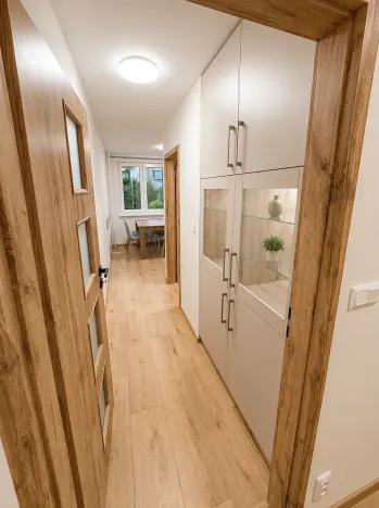 Pronájem bytu 2+1, Praha - Strašnice, Věšínova, 68 m2