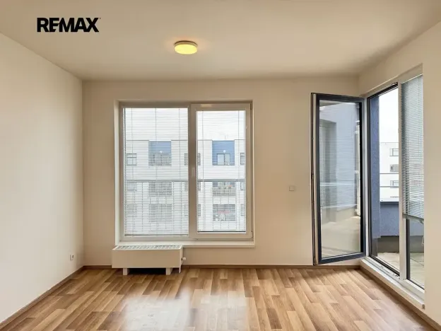 Pronájem bytu 2+kk, Praha - Uhříněves, Oty Bubeníčka, 45 m2