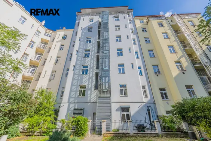 Prodej komerční nemovitosti, Praha - Vršovice, Kodaňská, 56 m2