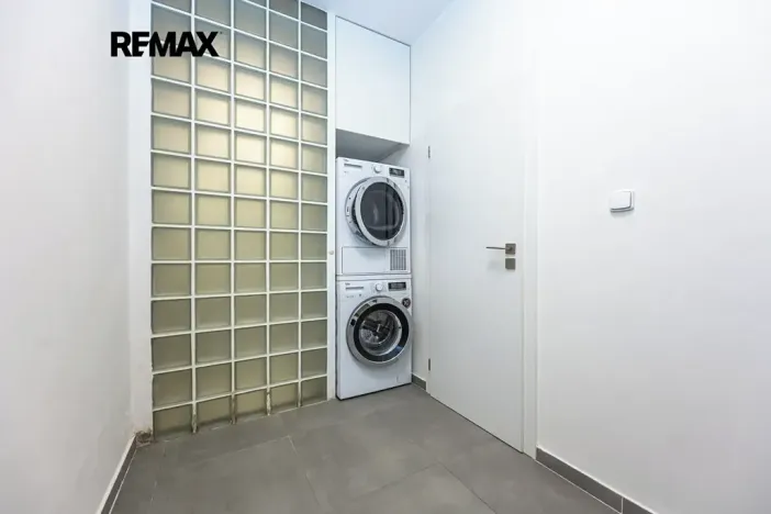 Prodej komerční nemovitosti, Praha - Vršovice, Kodaňská, 56 m2