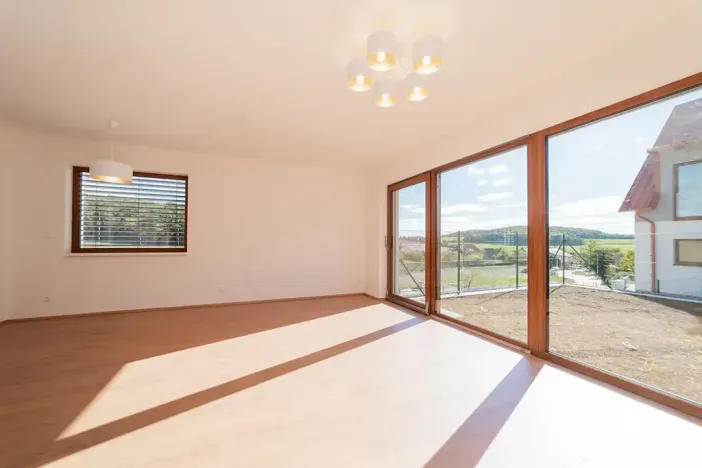 Prodej rodinného domu, Mořina, 106 m2