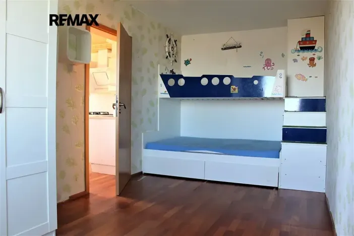 Prodej bytu 4+kk, Praha - Troja, Glowackého, 75 m2