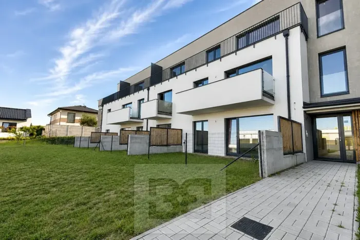 Pronájem bytu 2+kk, Kostelec nad Černými lesy, Živcova, 59 m2