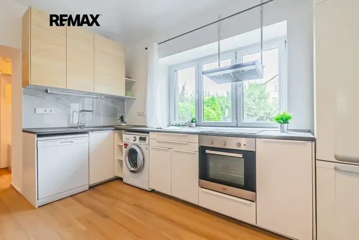 Prodej bytu 2+kk, Hostivice, Čsl. armády, 43 m2