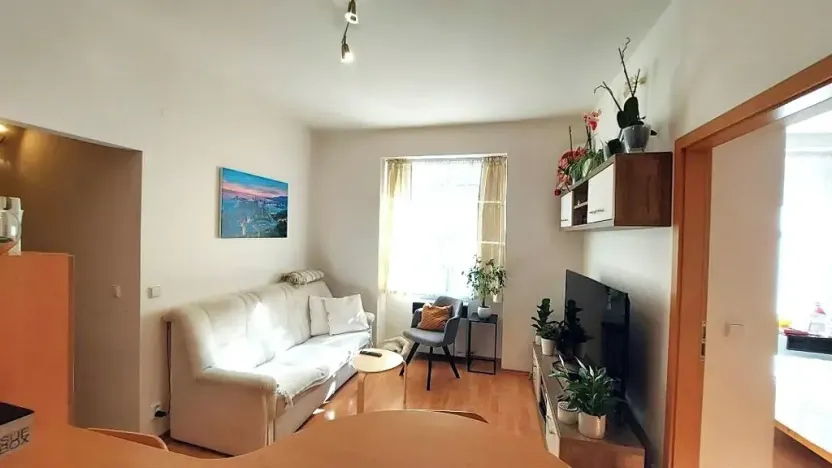 Pronájem bytu 4+kk, Praha - Libeň, Bednářská, 55 m2