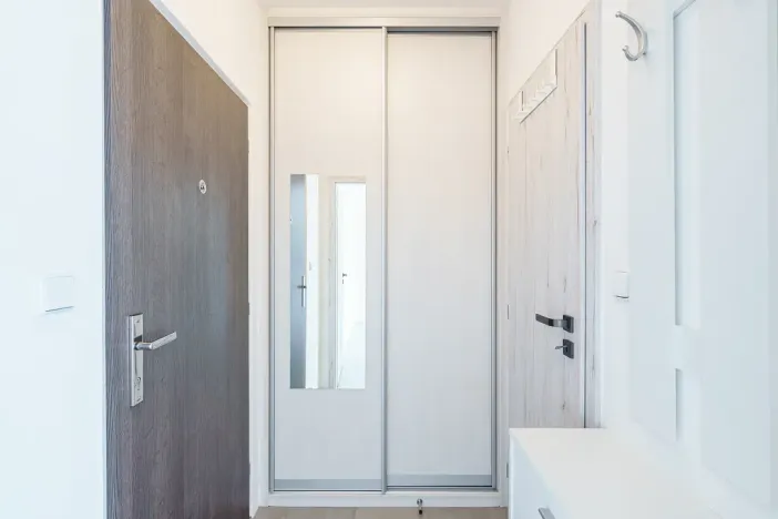 Prodej bytu 1+kk, Praha - Prosek, Veltruská, 33 m2