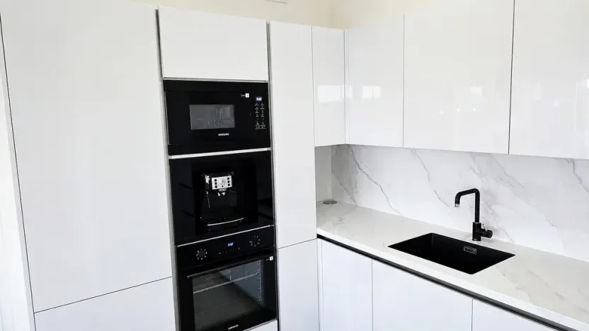 Pronájem bytu 2+kk, Praha - Hloubětín, Poděbradská, 67 m2