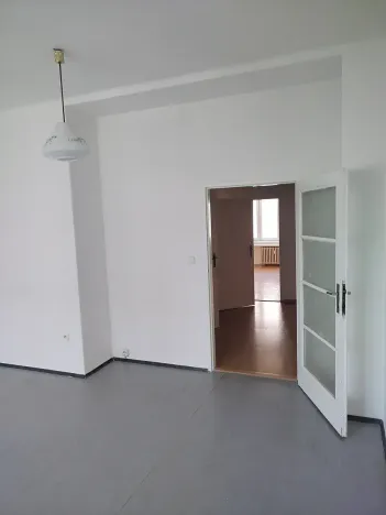Pronájem bytu 3+1, Pardubice, Sladkovského, 82 m2