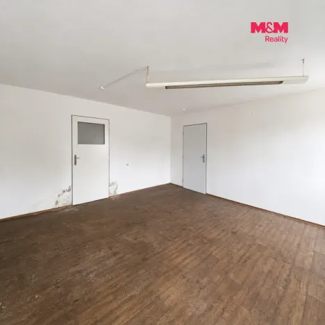Pronájem kanceláře, Moravany - Platěnice, 158 m2