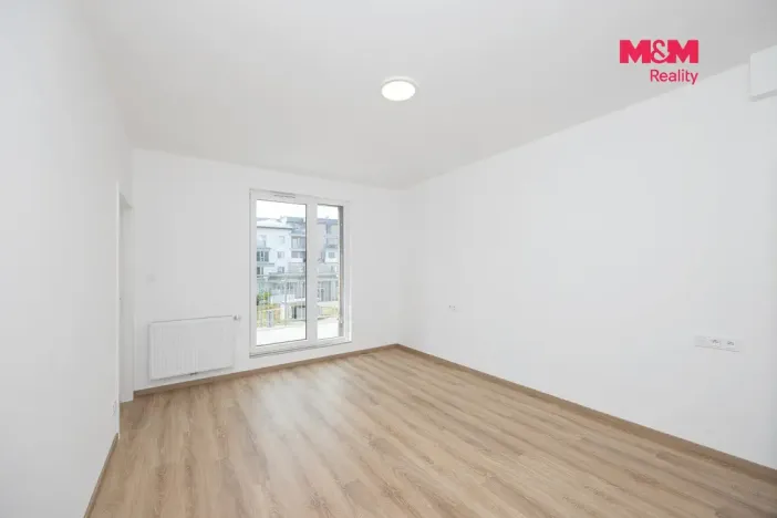 Pronájem bytu 4+kk, Pardubice, U Sportovní školy, 94 m2