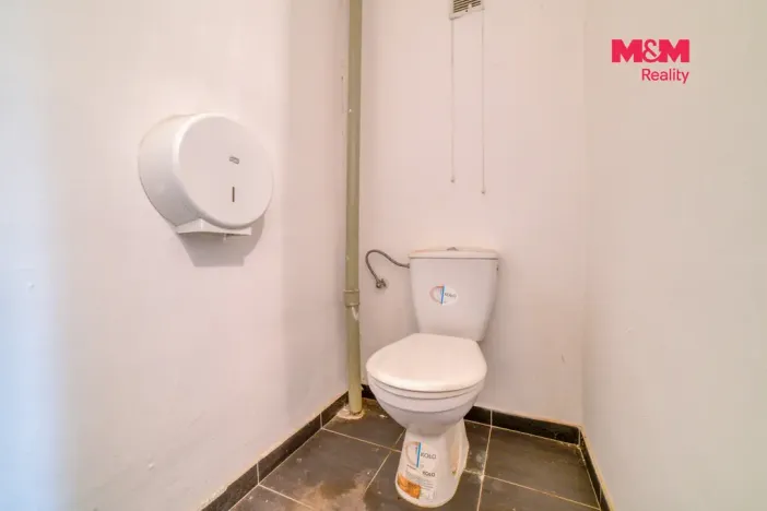 Pronájem obchodního prostoru, Mariánské Lázně, Nákladní, 425 m2
