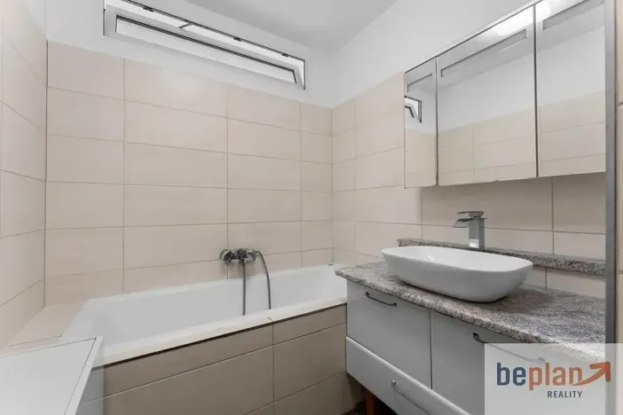 Prodej bytu 3+1, Děčín, Jezdecká, 64 m2