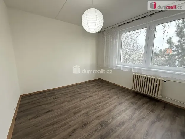 Pronájem bytu 2+1, Plzeň, Macháčkova, 58 m2