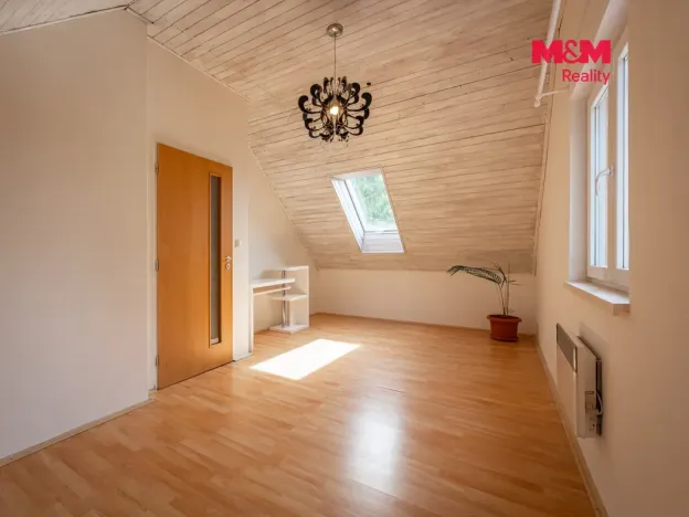 Prodej chaty, Nespeky, Ve Strži, 102 m2