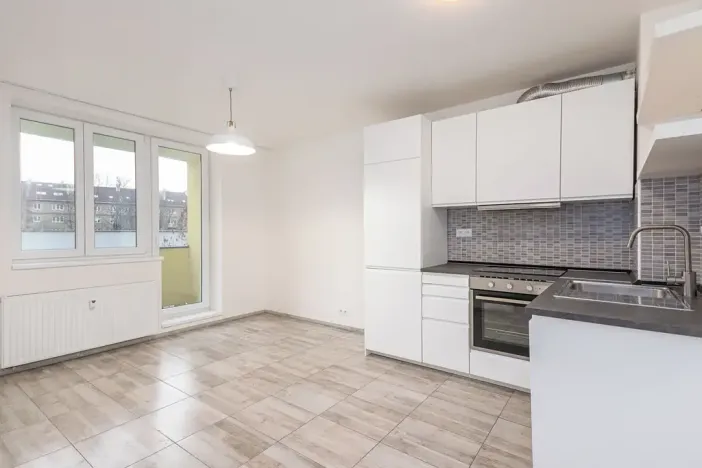 Pronájem bytu 3+1, Praha - Vršovice, Rostovská, 80 m2