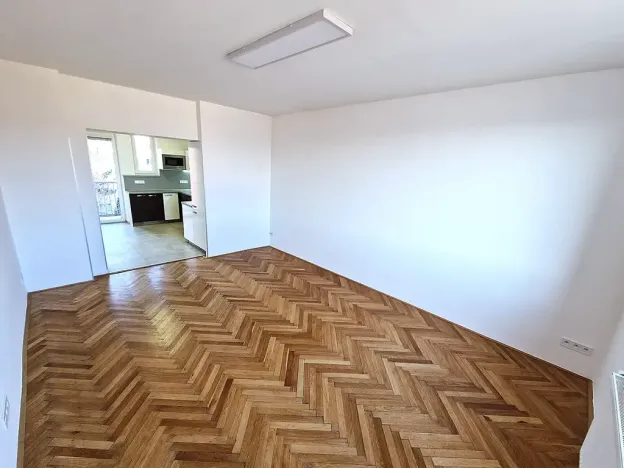 Prodej bytu 3+1, Brno, Tržní, 90 m2