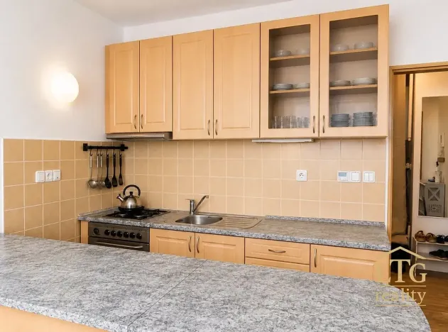 Pronájem bytu 1+kk, Dobšice, V Zahradách, 28 m2