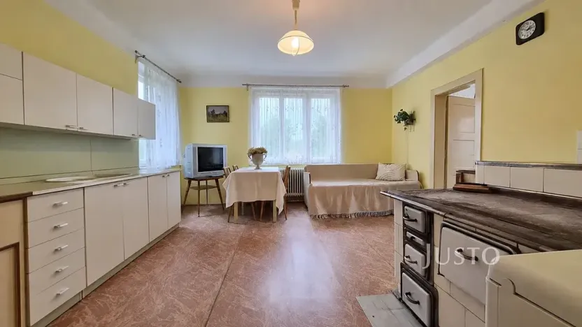 Prodej rodinného domu, Bernartice, 514 m2