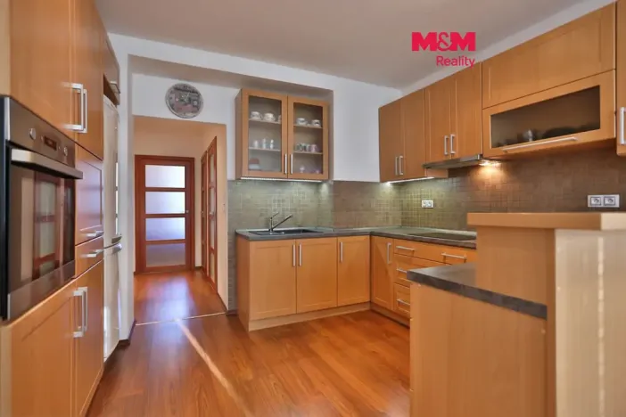 Prodej bytu 3+kk, Příbram - Příbram VII, náměstí 17. listopadu, 66 m2