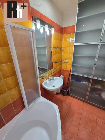 Pronájem bytu 2+1, Ostrava, Českobratrská, 80 m2