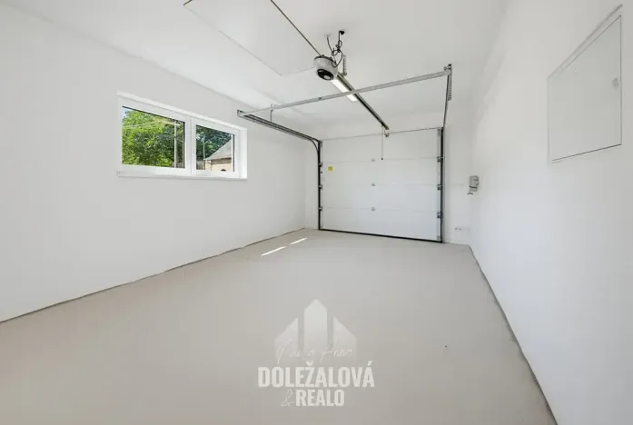 Prodej rodinného domu, Smrčná, 195 m2