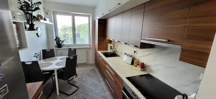 Pronájem bytu 3+1, Kunín, 90 m2