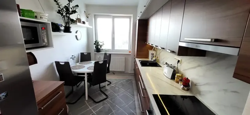 Pronájem bytu 3+1, Kunín, 90 m2